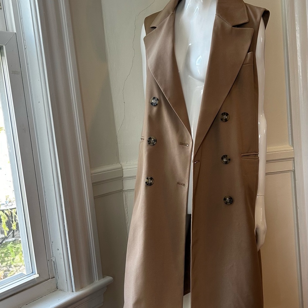 Bagatelle 6 button 2 front packet Sleeveless Brown Vest/Dress in Beige size M